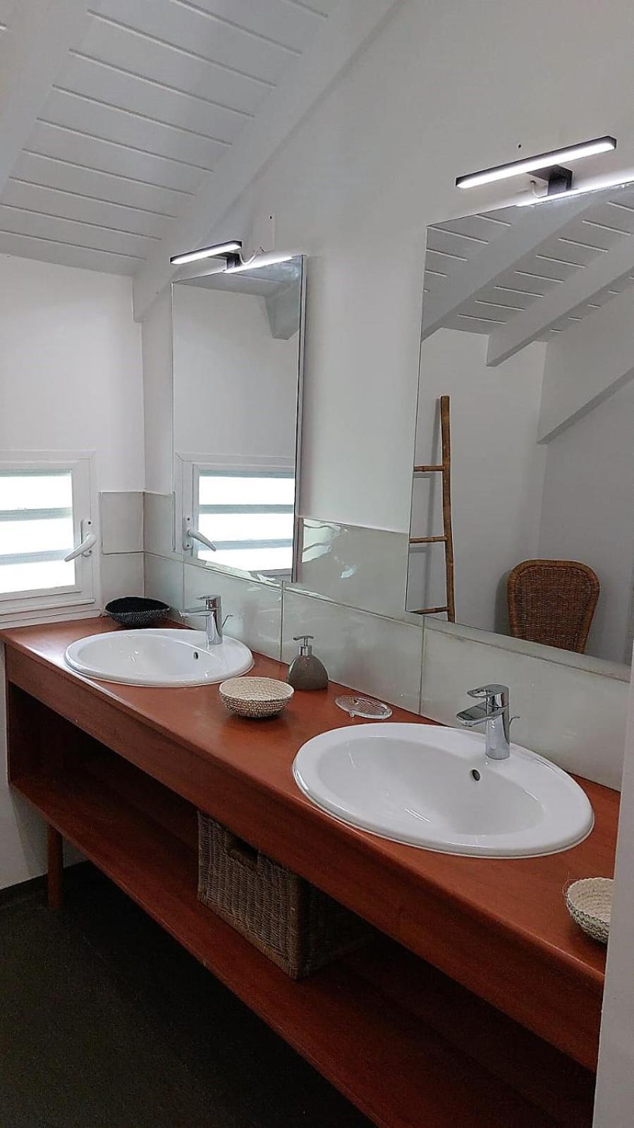 Logements Vue Mer Acces Piscine En Guadeloupe Bouillante Luaran gambar