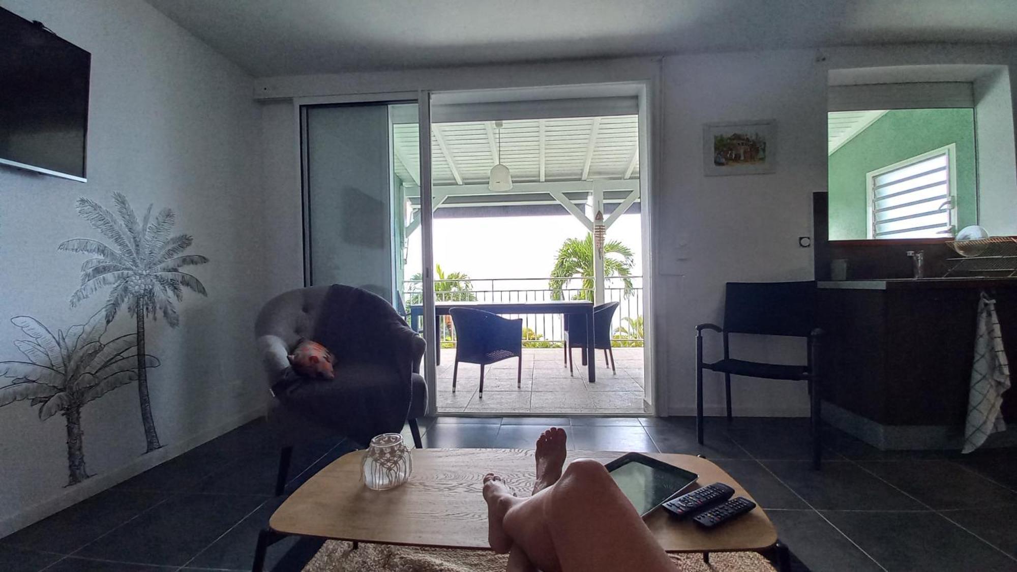 Logements Vue Mer Acces Piscine En Guadeloupe Bouillante Luaran gambar