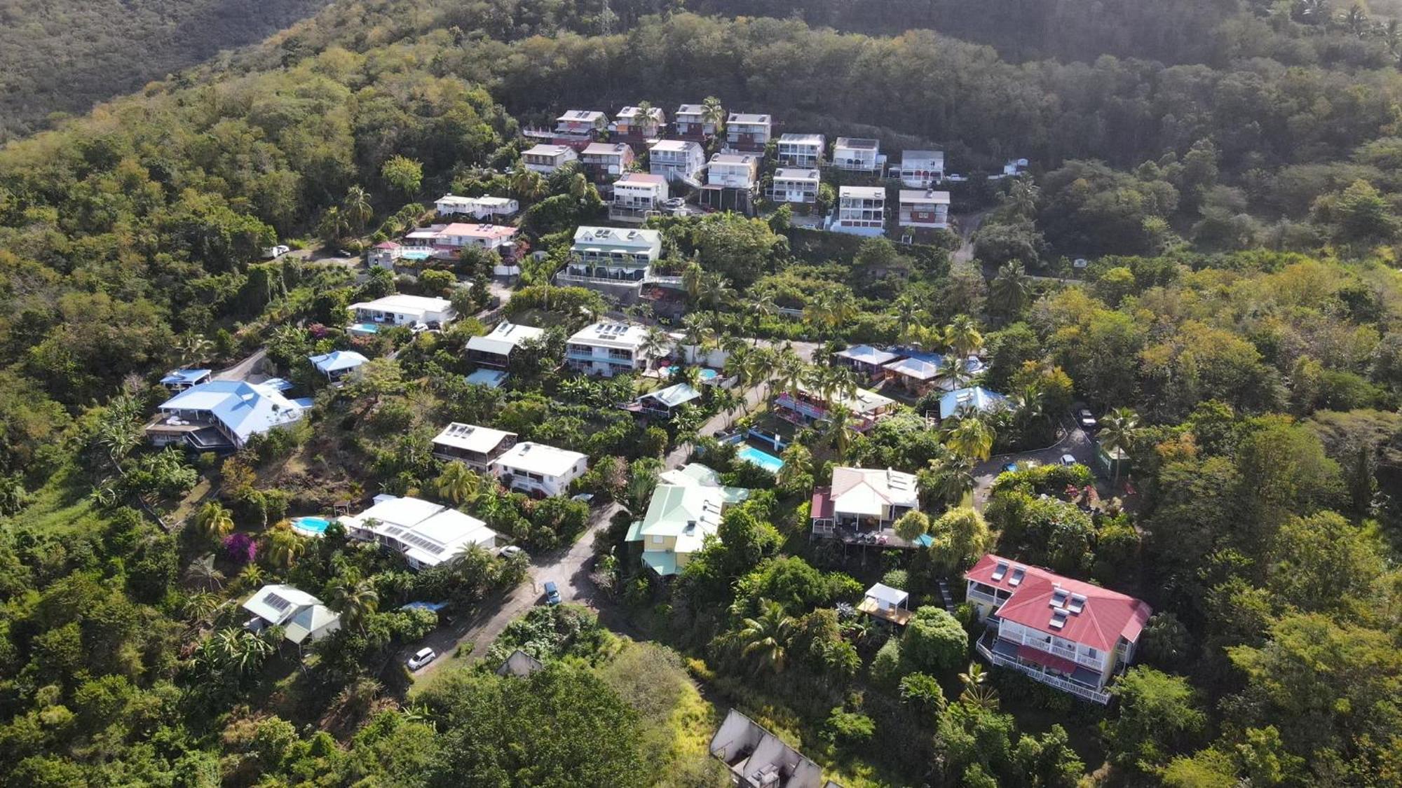 Logements Vue Mer Acces Piscine En Guadeloupe Bouillante Luaran gambar
