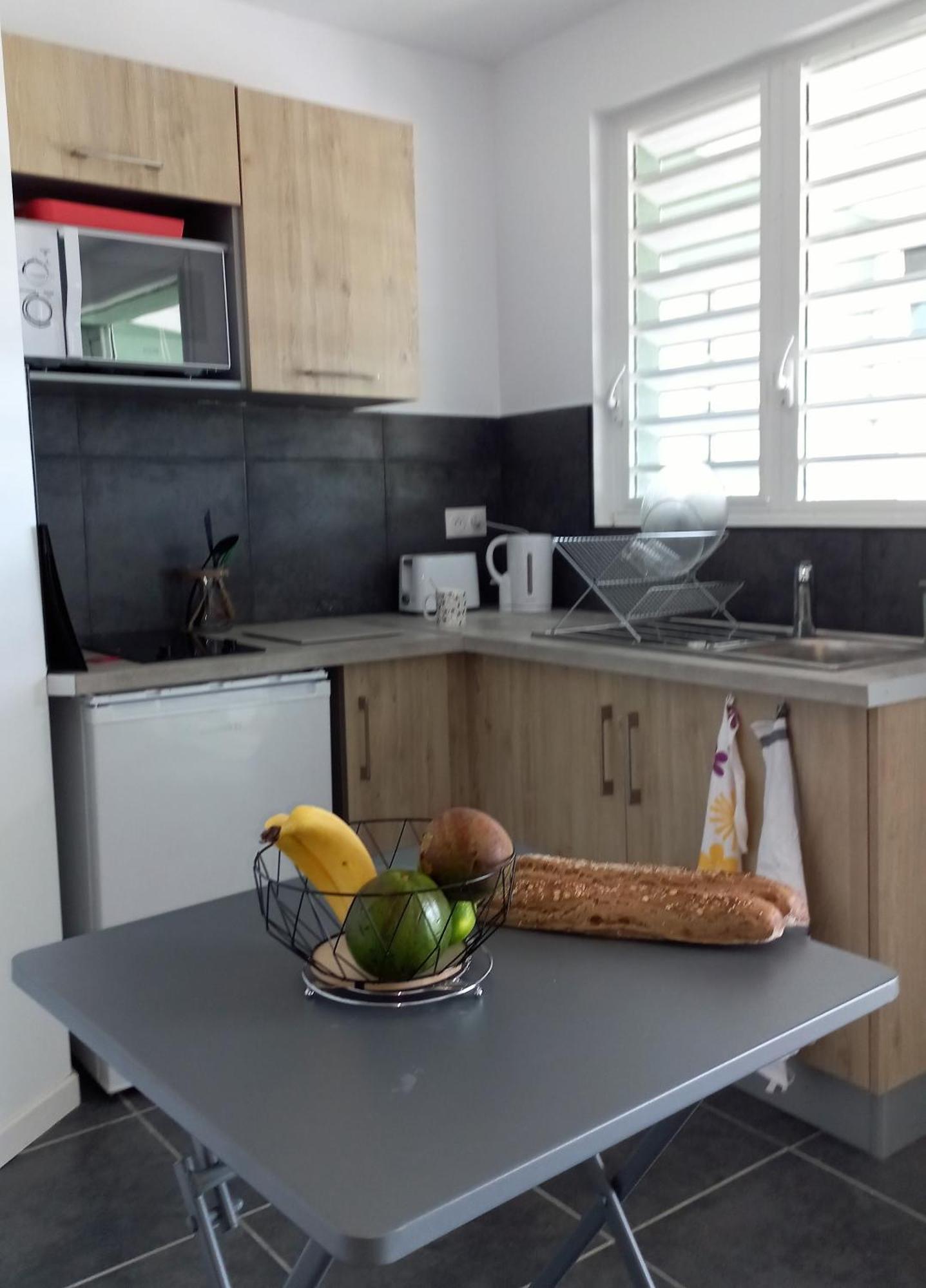 Logements Vue Mer Acces Piscine En Guadeloupe Bouillante Luaran gambar