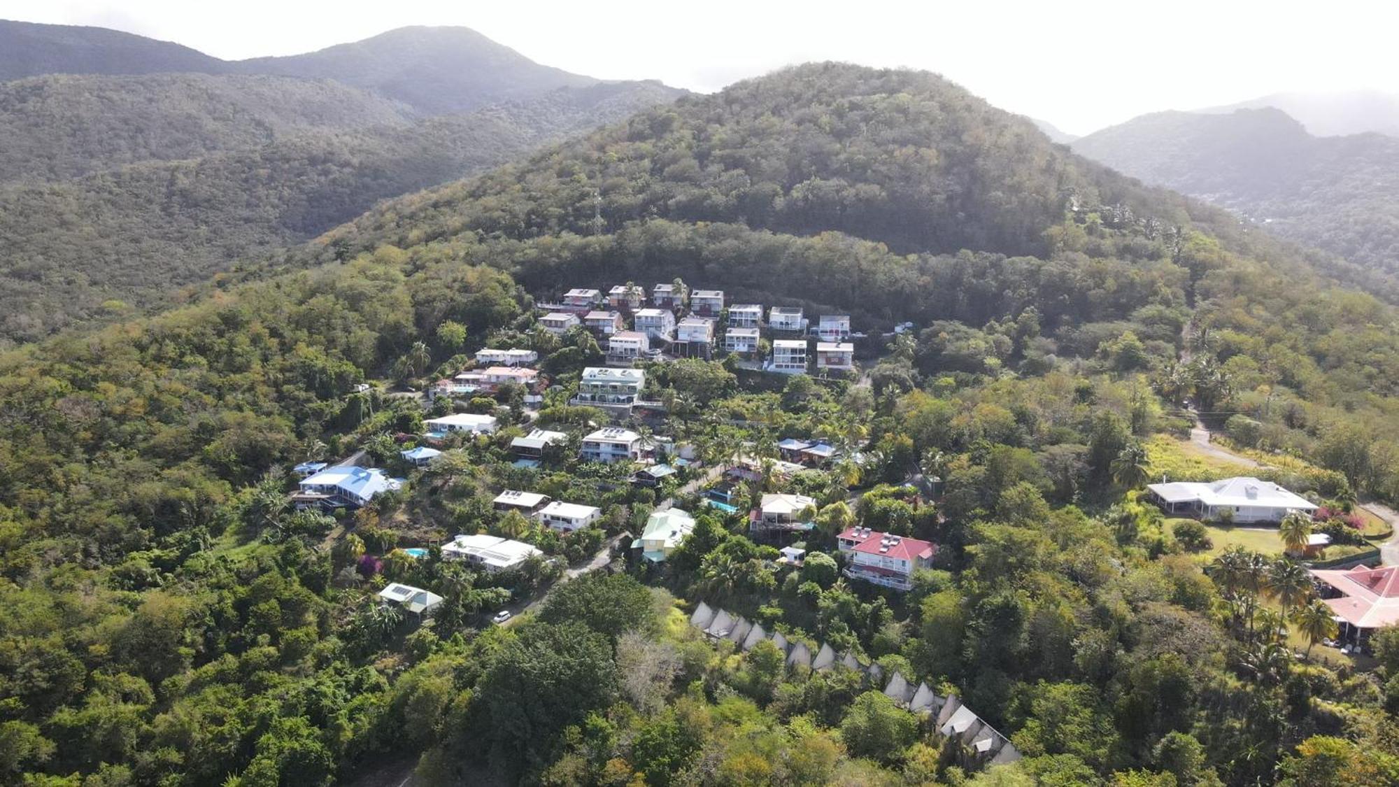 Logements Vue Mer Acces Piscine En Guadeloupe Bouillante Luaran gambar